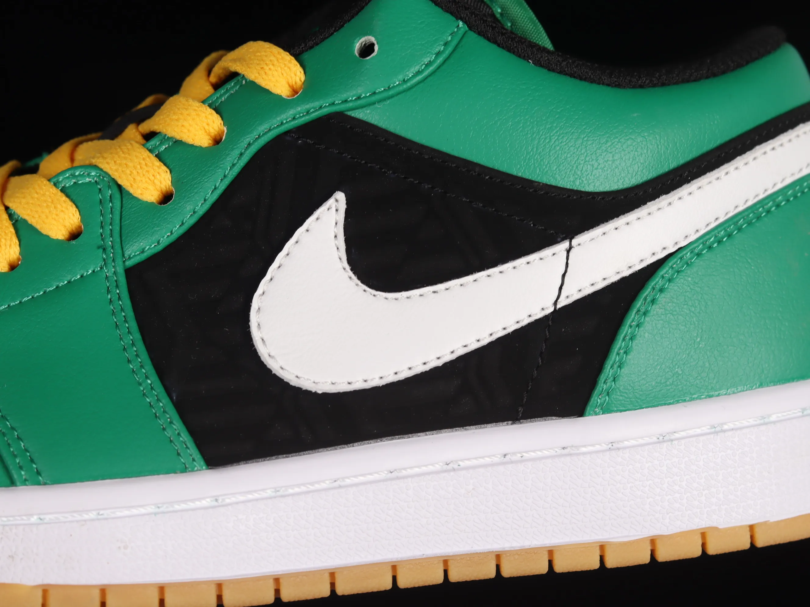 All categories Air Jordan Jordan series basketball shoes Air Jordan 1 Low Air Jordan 1 Low AJ1 Joe 1 black pattern green low-top basketball shoes DQ8422-300